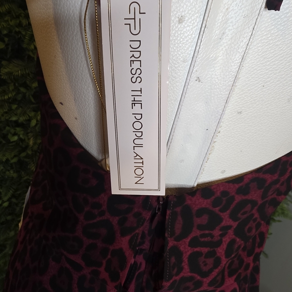 Dress the Population Pink Leopard Midi Dress - Picture 5 of 6